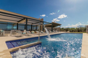 Hotels in Ariañy